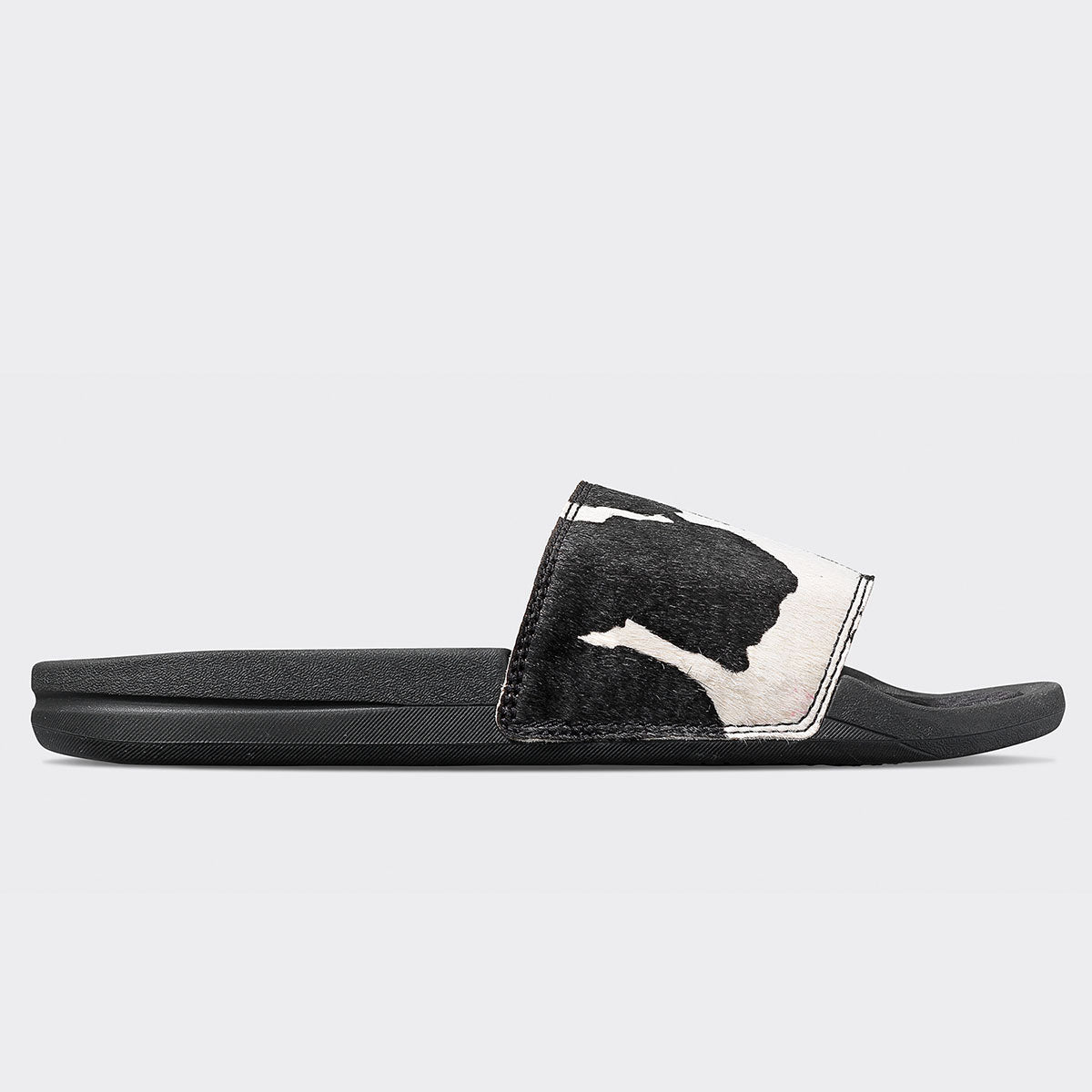 Men's Iconic Slide Black / White / Cow