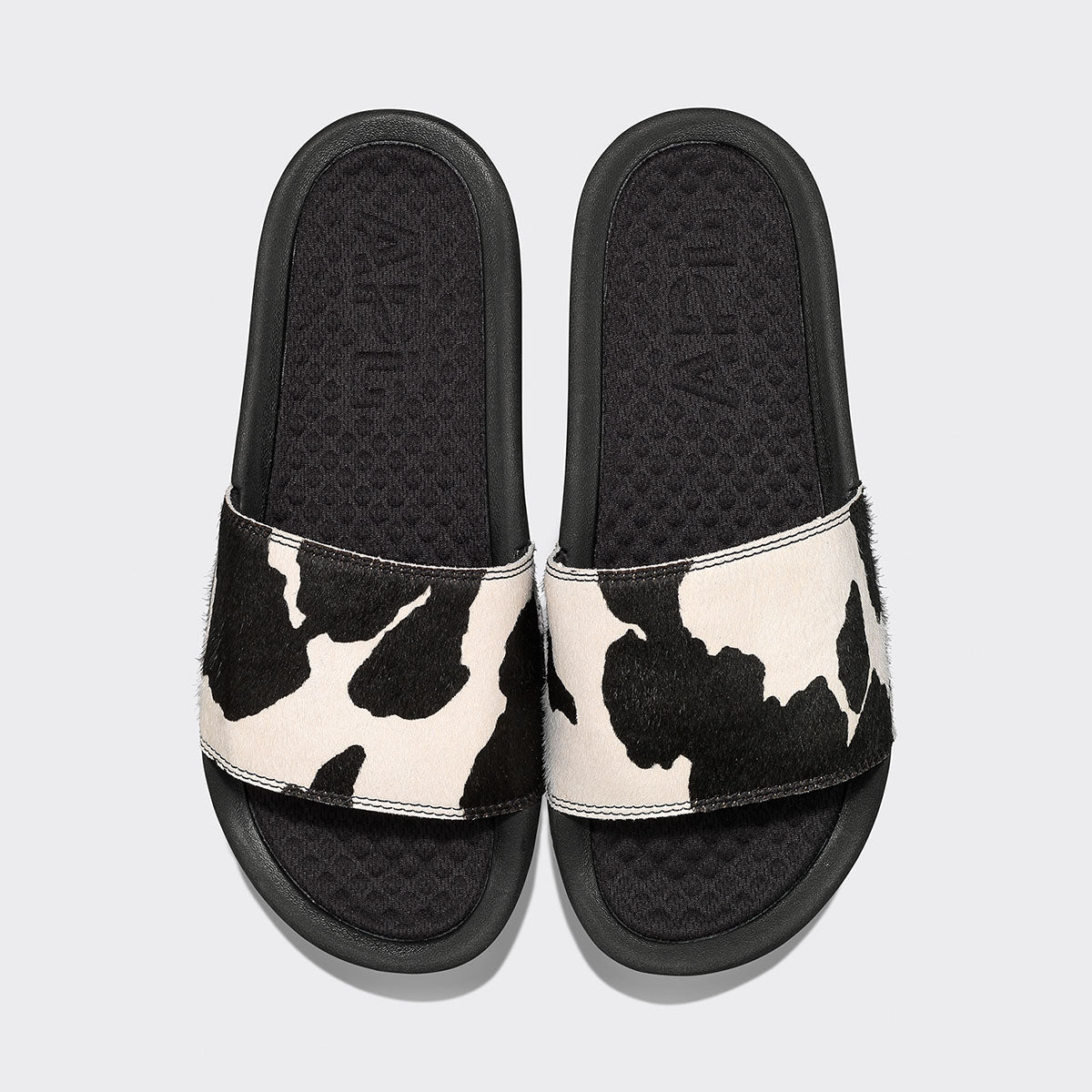 Men's Iconic Slide Black / White / Cow