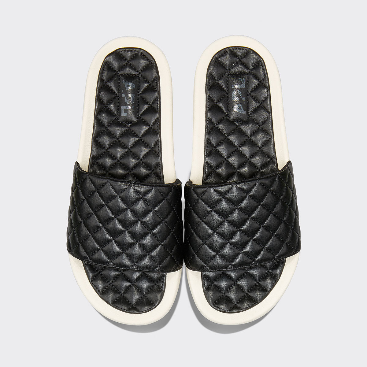 Women's Lusso Slide Black / Pristine