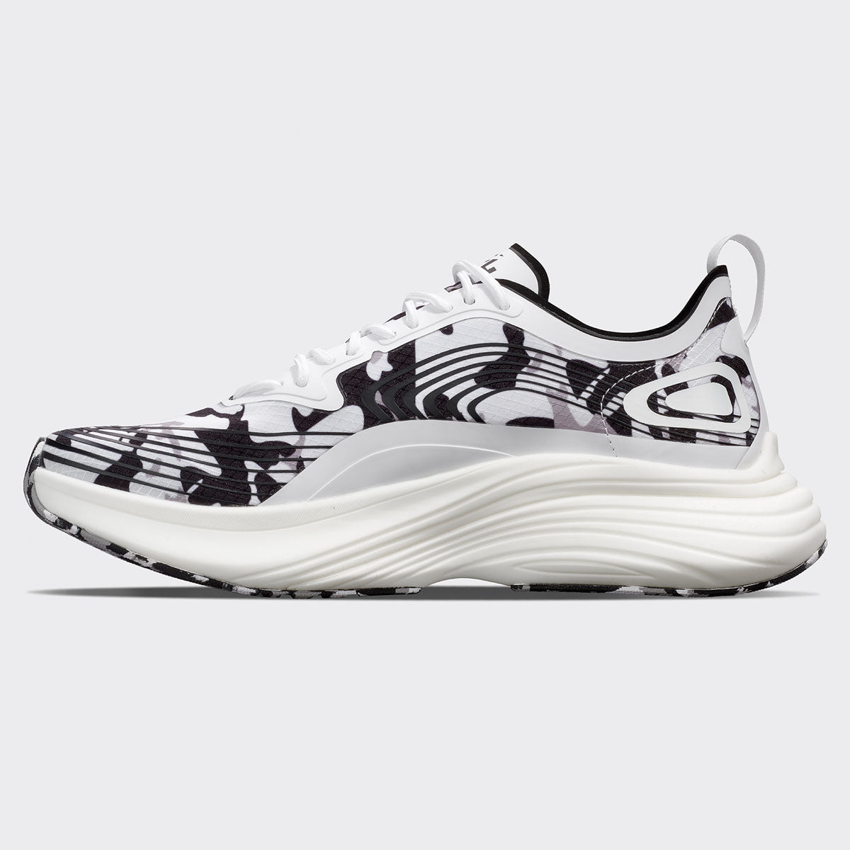 Women's Streamline White / Black / Camo