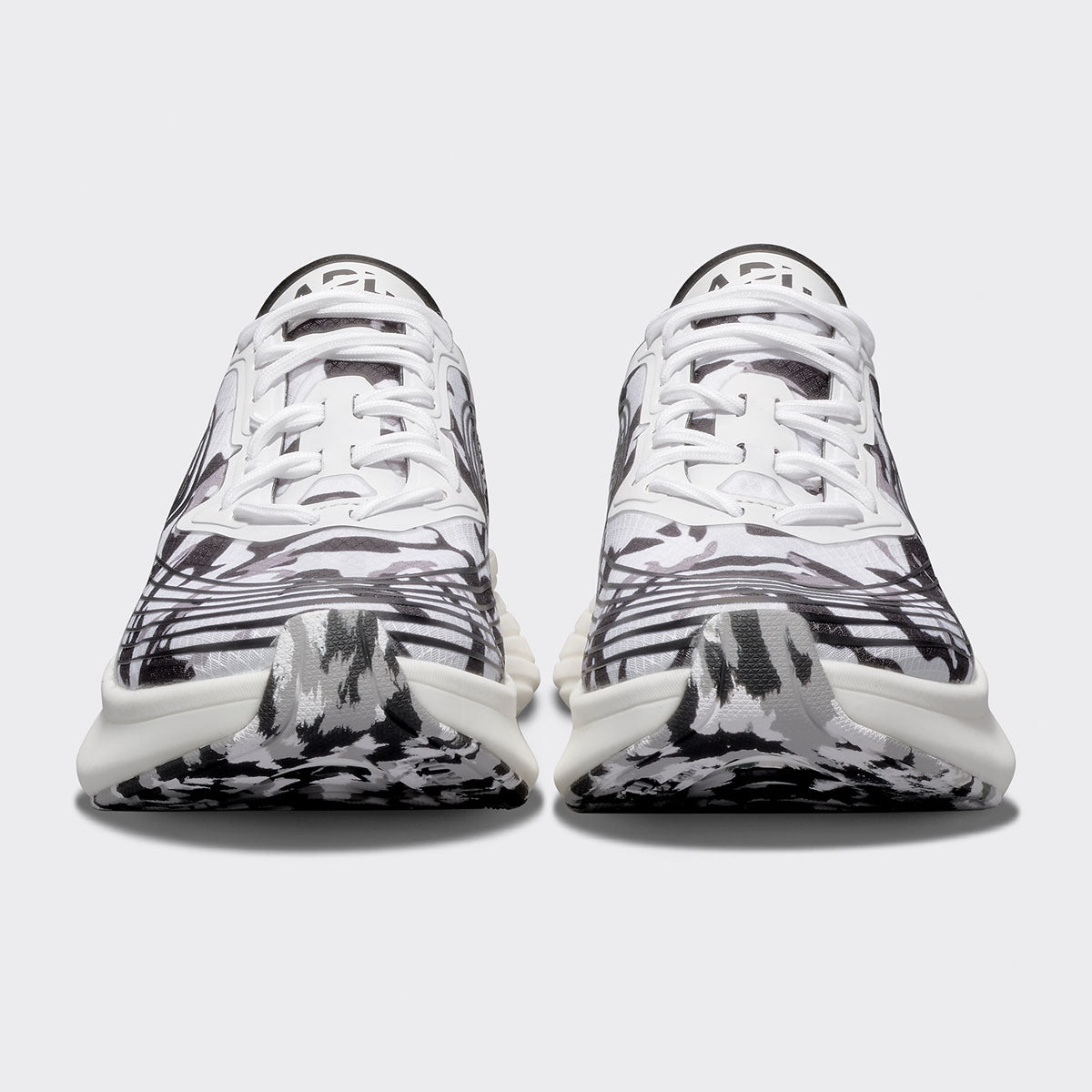Women's Streamline White / Black / Camo