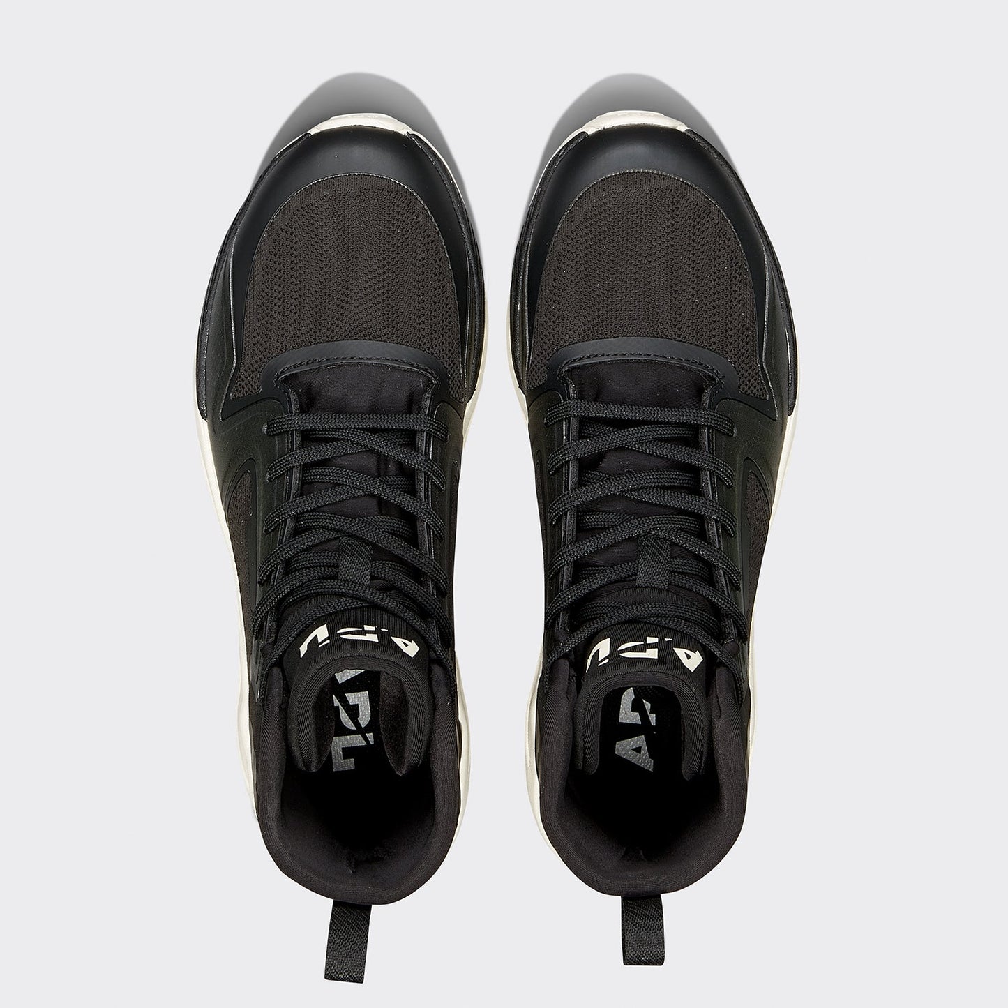 Men's TechLoom Defender Black / Pristine
