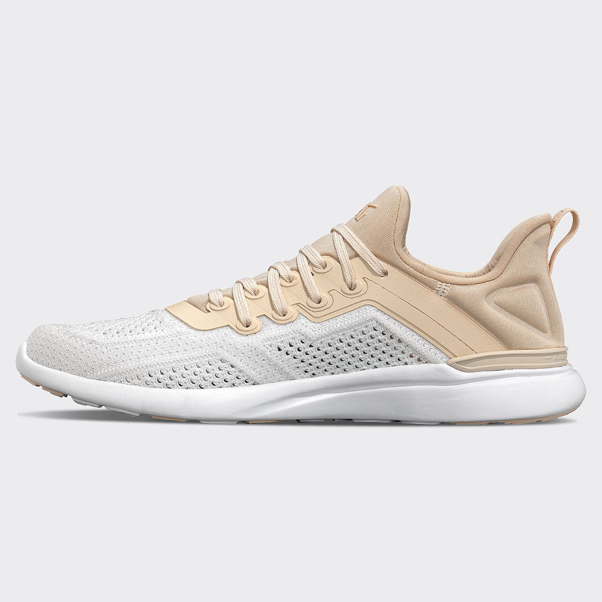 Women's TechLoom Tracer Beach / Metallic Pearl / White