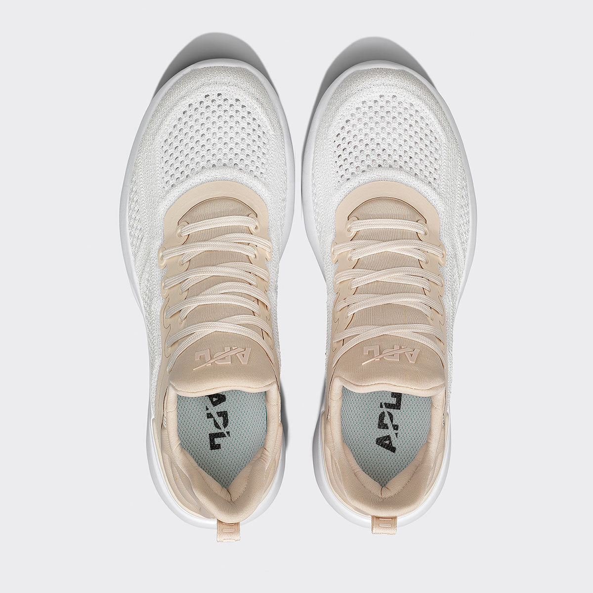 Women's TechLoom Tracer Beach / Metallic Pearl / White